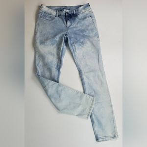 Maurices Women's Light Wash Jeggings Size Medium